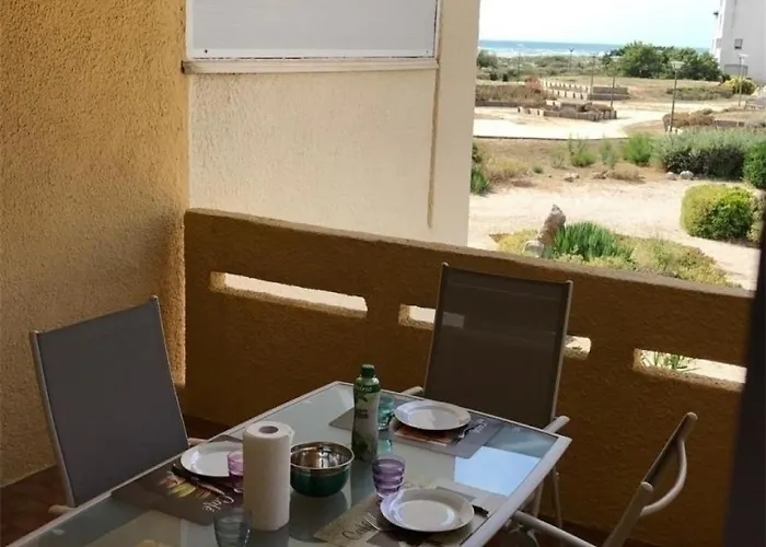 T2 6 Pers En Bord De Mer, Parking Prive, Proche Commerces Et - - Fr-1-81-49 *