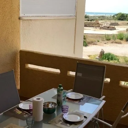 T2 6 Pers En Bord De Mer, Parking Prive, Proche Commerces Et - - Fr-1-81-49 *