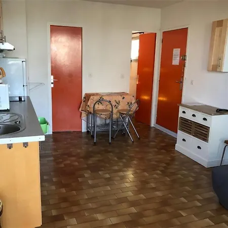 T2 6 Pers En Bord De Mer, Parking Prive, Proche Commerces Et - - Fr-1-81-49 * Leucate