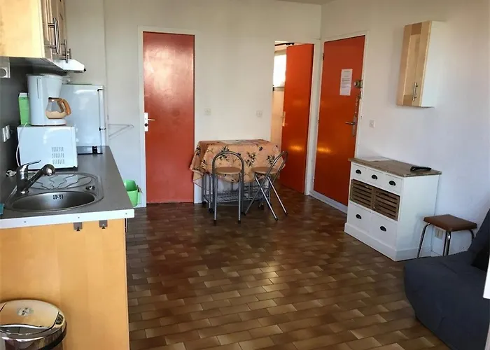 T2 6 Pers En Bord De Mer, Parking Prive, Proche Commerces Et - - Fr-1-81-49 * Leucate
